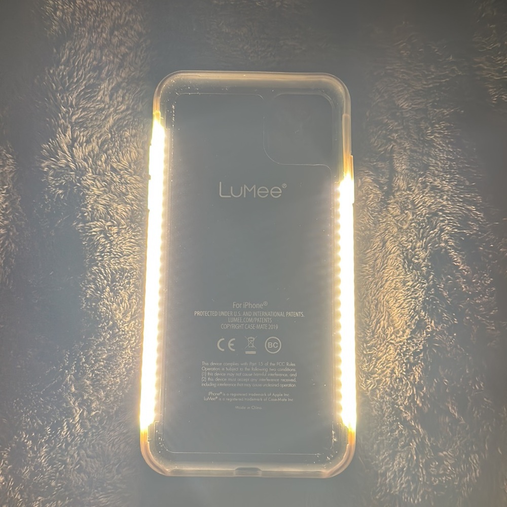 Lumee IPhone 11Pro Max Case - Picture 3 of 4